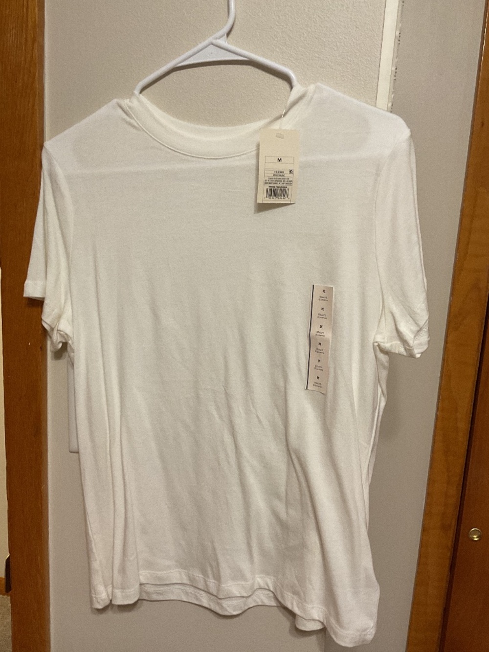 White short sleeve shirt